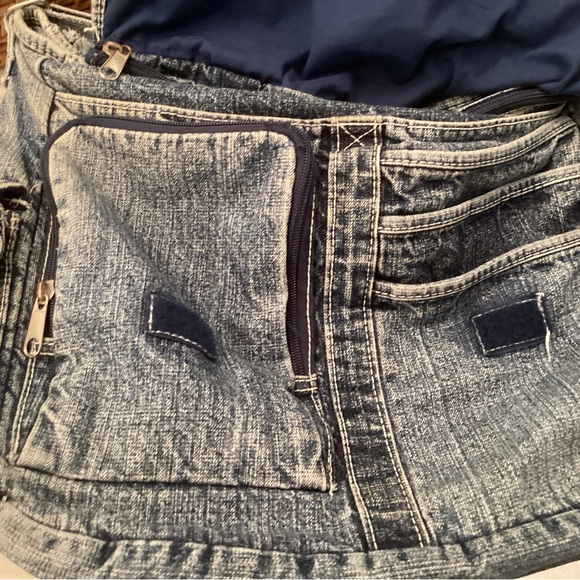 Denim Vintage Messenger Bag 12 x 12” Large softly worn.  No rips or stains. - Picture 3 of 5